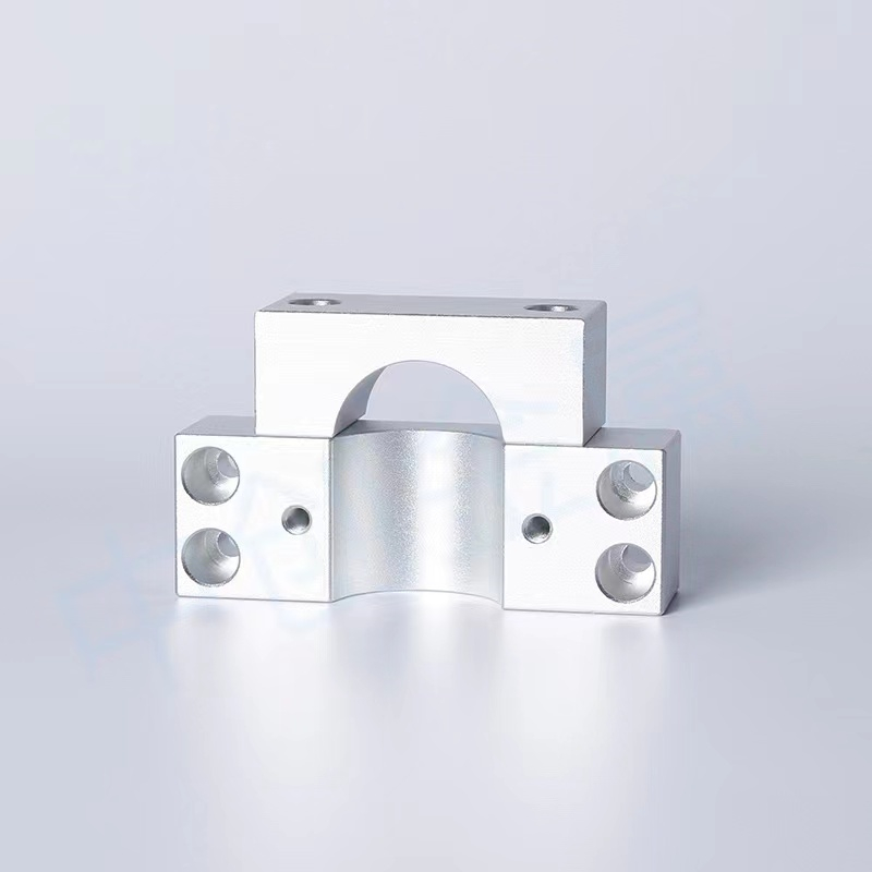 工廠直銷專業(yè)定制汽車配件