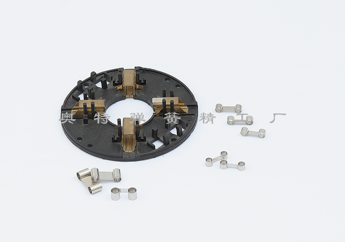 專業(yè)生產(chǎn)廠家定制汽車電機(jī)碳刷彈簧多種類現(xiàn)貨