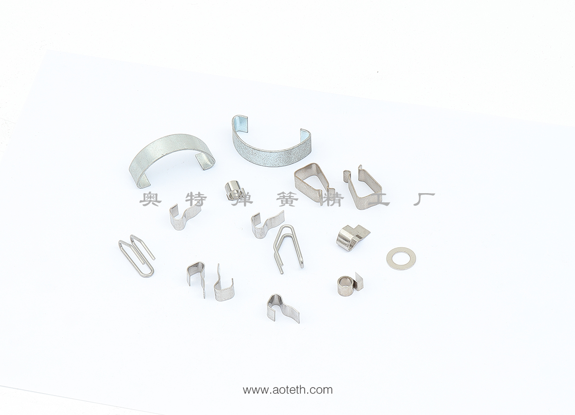 專(zhuān)業(yè)生產(chǎn)廠(chǎng)家定制扣簧汽車(chē)零部件